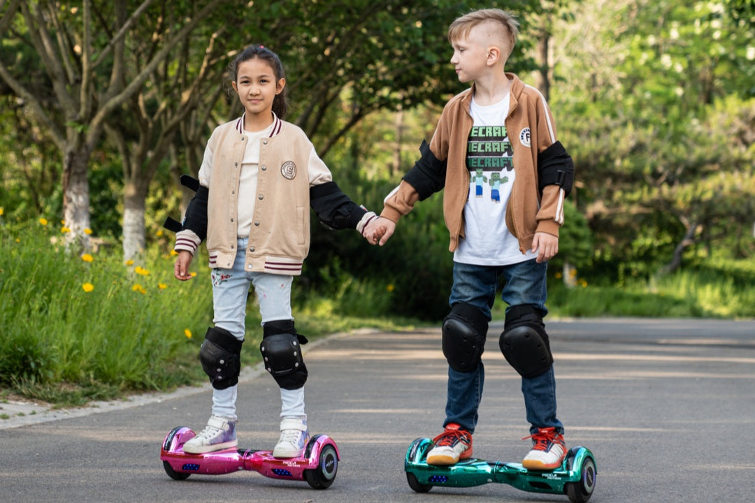 MEGAMOTION Hoverboard - Images of children riding hoverboards